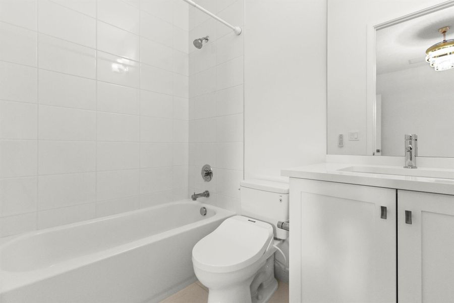 Furnished interior view inside a new home in , Boca Raton (Image 14). Furnished interior view inside a new home in , Boca Raton (Image 14).