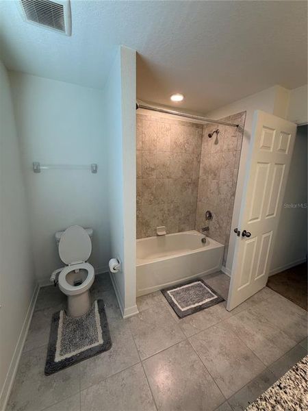 Furnished interior view inside a new home in Epperson, Wesley Chapel (Image 5).