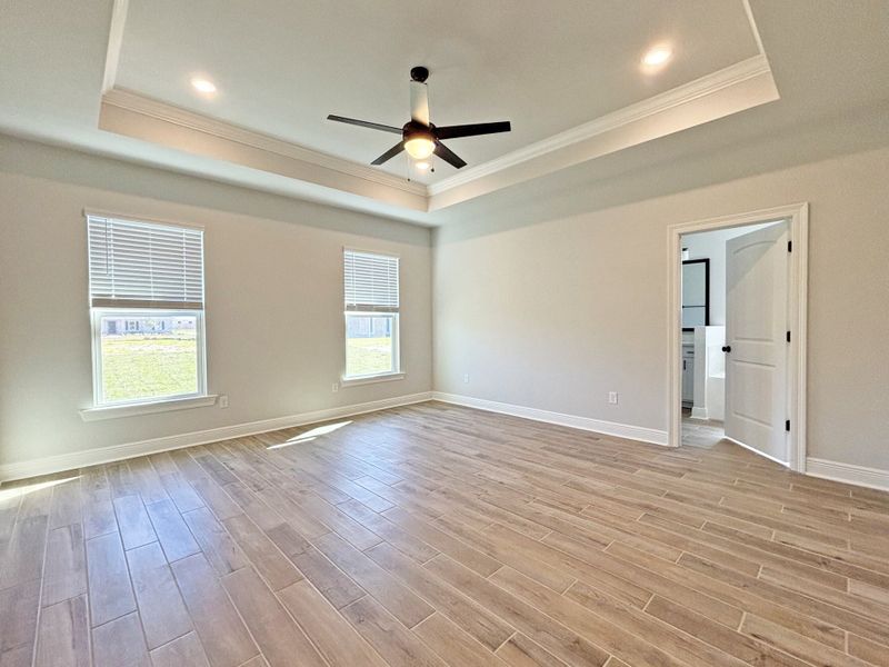 Spacious, unfurnished interior of a new home in Natureview, Freeport (Image 18).