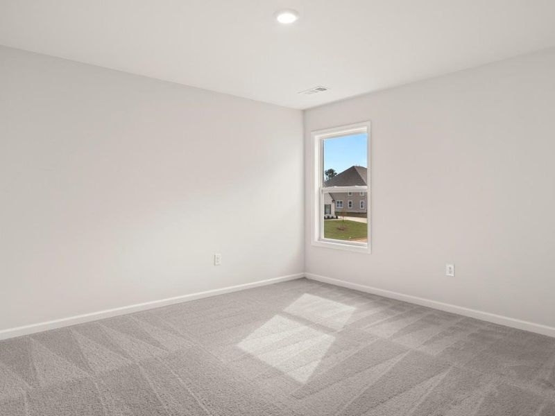 Spacious, unfurnished interior of a new home in Haven Abbey, Cumming (Image 33).