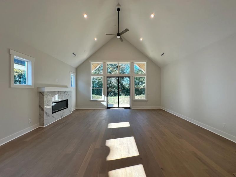 The Ballar A Family Room