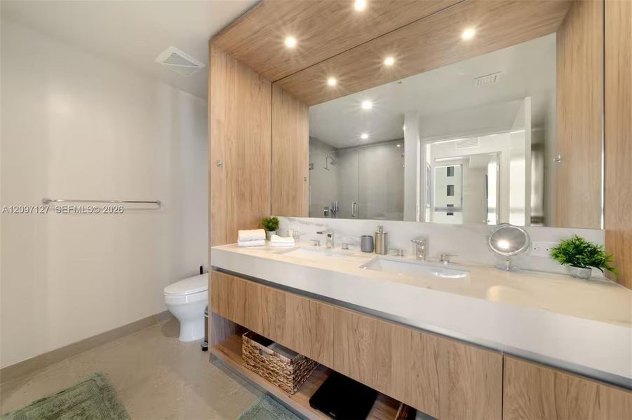 Furnished interior view inside a new home in , Miami (Image 16).