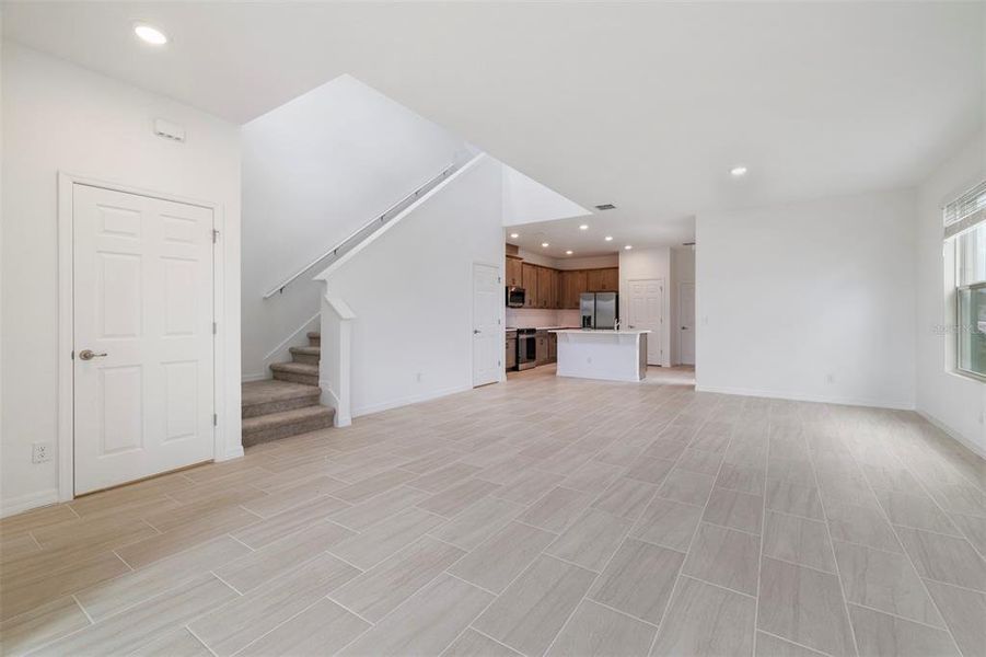 Spacious, unfurnished interior of a new home in Cypress Bluff, Groveland (Image 10). Spacious, unfurnished interior of a new home in Cypress Bluff, Groveland (Image 10).