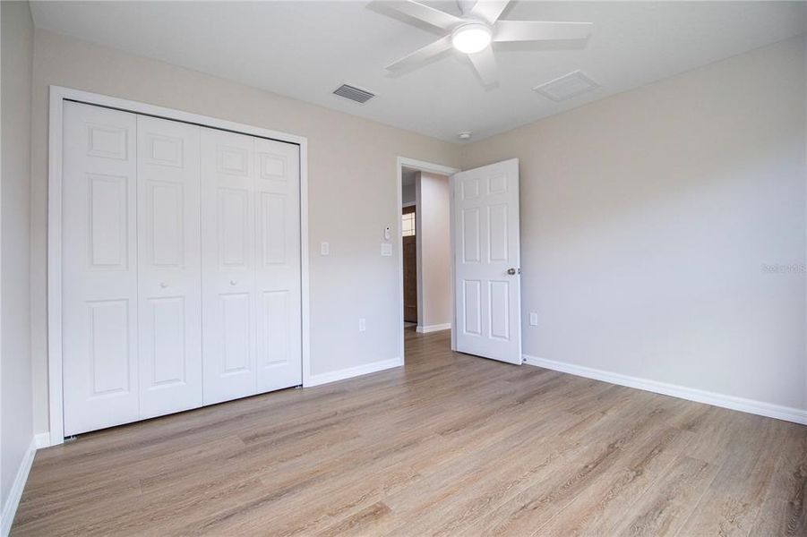 Spacious, unfurnished interior of a new home in , Spring Hill (Image 23).
