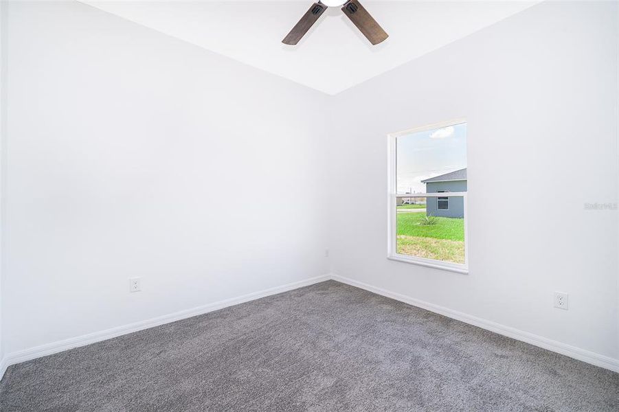Spacious, unfurnished interior of a new home in , Kissimmee (Image 17).