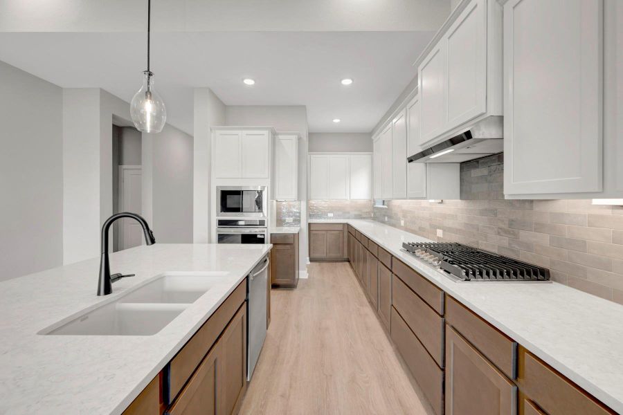 Furnished interior view inside a new home in Pomona 45' Homesites, Manvel (Image 5).