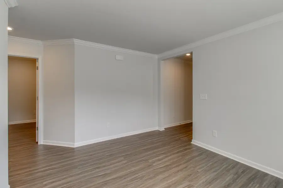 Spacious, unfurnished interior of a new home in Killians Crossing, Blythewood (Image 18).