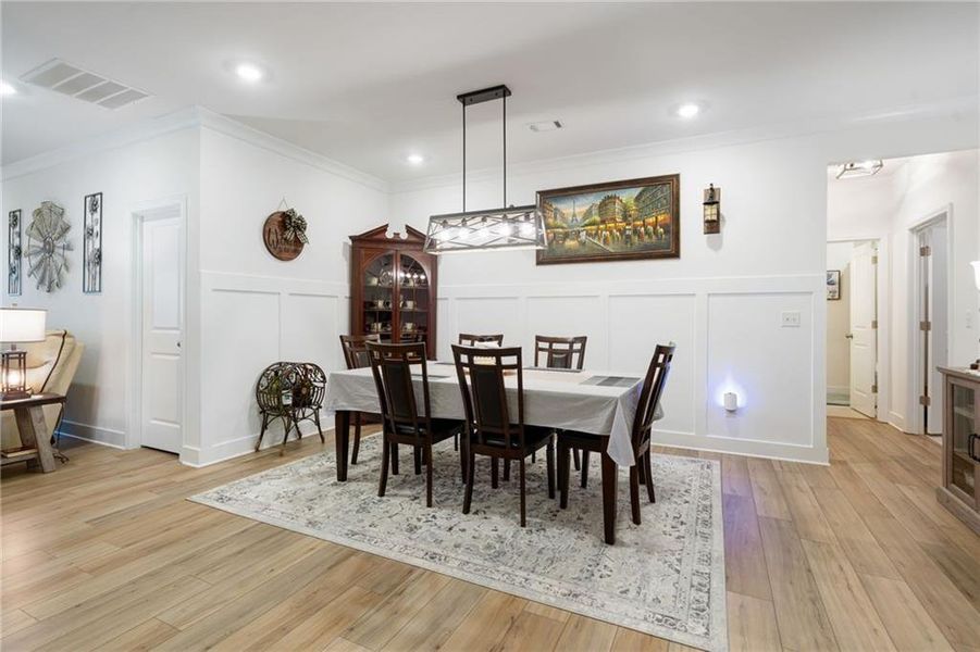 Furnished interior view inside a new home in Hickory Bluffs, Canton (Image 15).