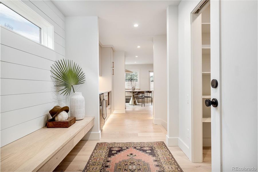 MUDROOM