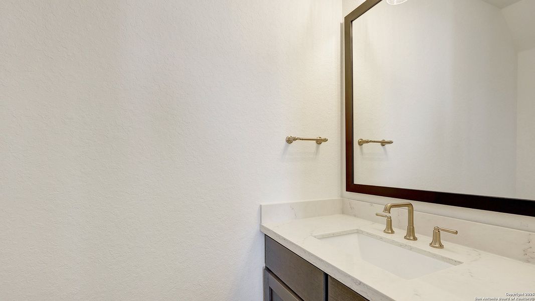 Close-up of interior finishes inside a home in George's Ranch Acre, Boerne (Image 20).