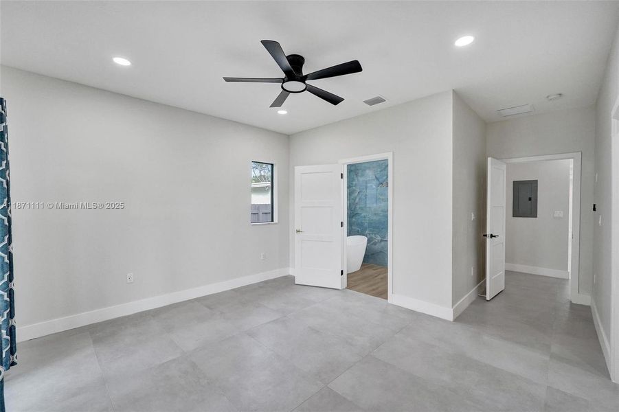 Spacious, unfurnished interior of a new home in , West Park (Image 56). Spacious, unfurnished interior of a new home in , West Park (Image 56).