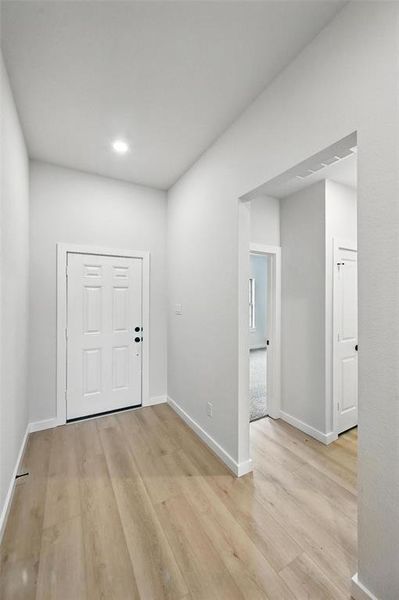 Spacious, unfurnished interior of a new home in Trail Creek, Cleburne (Image 30). Spacious, unfurnished interior of a new home in Trail Creek, Cleburne (Image 30).