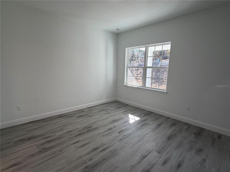 Spacious, unfurnished interior of a new home in , Ocala (Image 20).