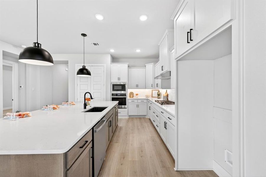 Furnished interior view inside a new home in Elements at Viridian - Signature Series, Arlington (Image 29).