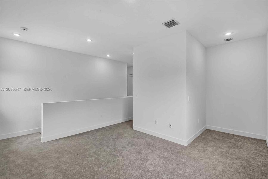 Spacious, unfurnished interior of a new home in , Homestead (Image 44).