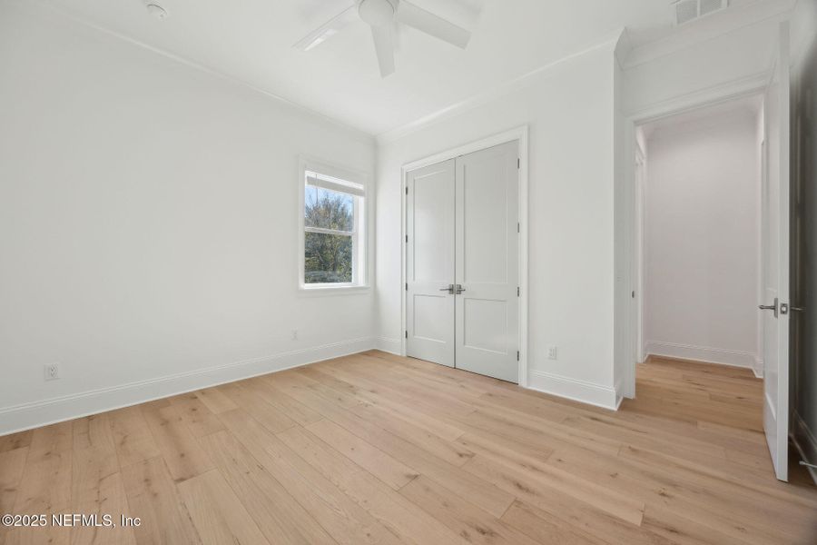 Spacious, unfurnished interior of a new home in , Jacksonville (Image 50).