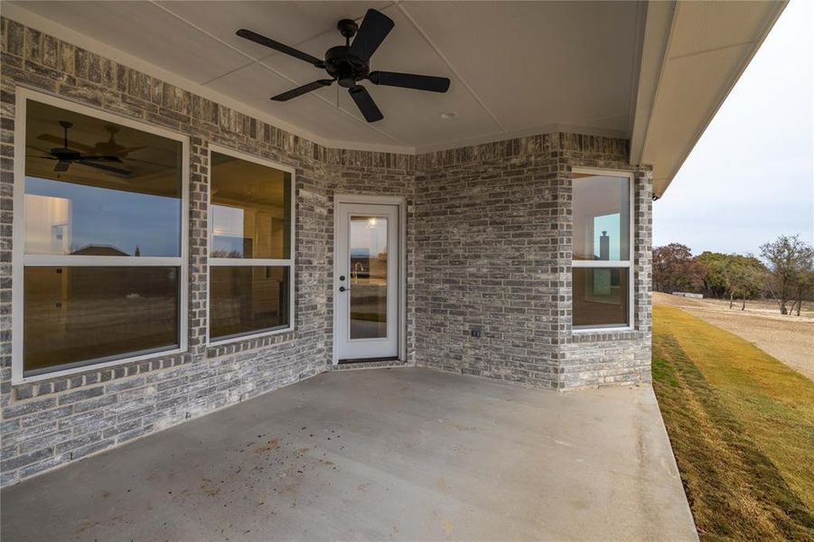 View of patio / terrace featuring ceiling fan