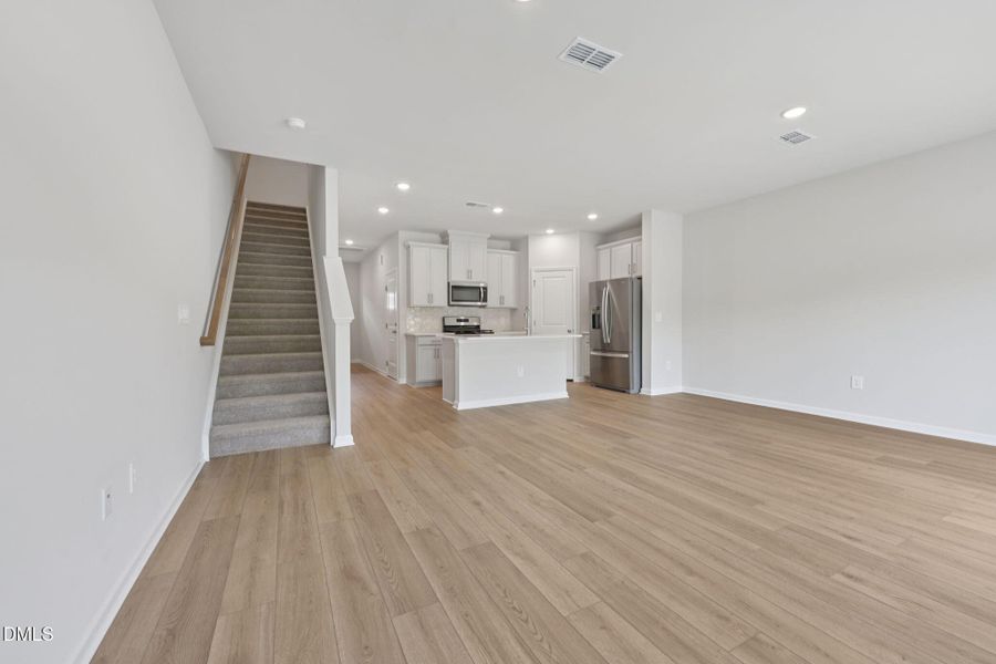 7-web-or-mls-Raleigh - Oakwood Townes - 7-web-or-mls-Raleigh - Oakwood Townes -