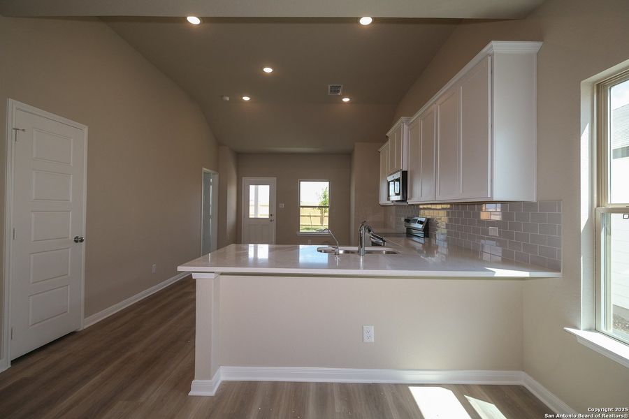 Furnished interior view inside a new home in Park Place, New Braunfels (Image 11).