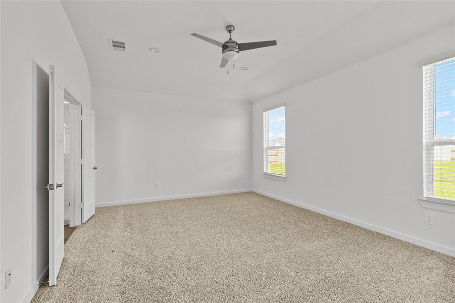 Spacious, unfurnished interior of a new home in River Ranch Estates, Dayton (Image 28). Spacious, unfurnished interior of a new home in River Ranch Estates, Dayton (Image 28).