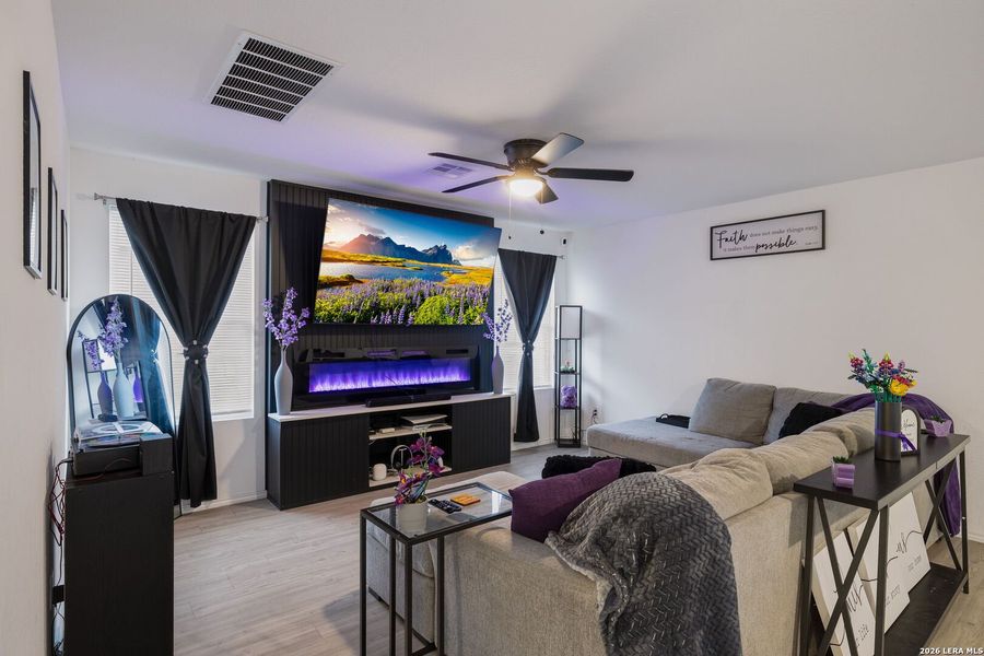 Furnished interior view inside a new home in Spring Grove, St. Hedwig (Image 5).