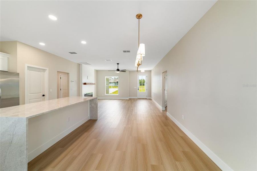 Spacious, unfurnished interior of a new home in , Dunnellon (Image 31).