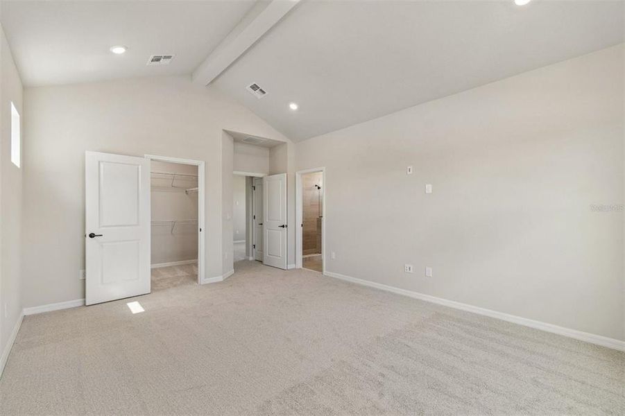 Spacious, unfurnished interior of a new home in Weslyn Park in Sunbridge 34', St. Cloud (Image 23).
