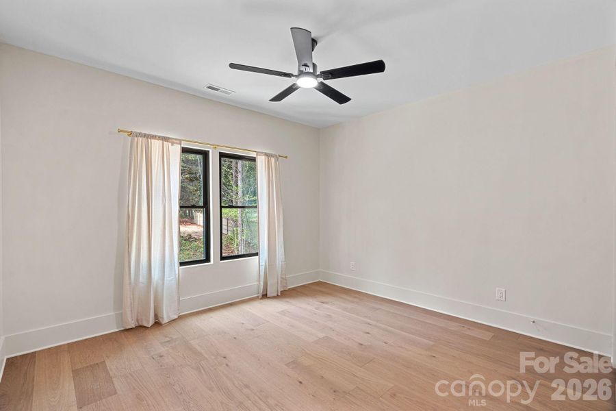 Upstairs bedroom Upstairs bedroom