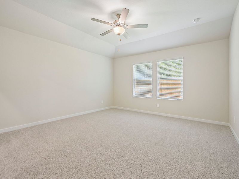 Spacious, unfurnished interior of a new home in Parks at Foster Crossing - Premier Series, Anna (Image 15). Spacious, unfurnished interior of a new home in Parks at Foster Crossing - Premier Series, Anna (Image 15).
