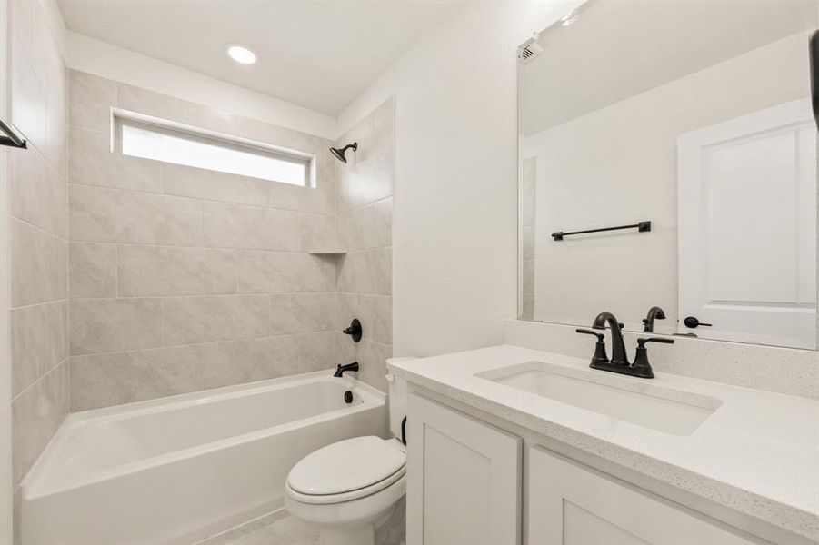 Furnished interior view inside a new home in Wildflower Ranch 60-65, Fort Worth (Image 9). Furnished interior view inside a new home in Wildflower Ranch 60-65, Fort Worth (Image 9).