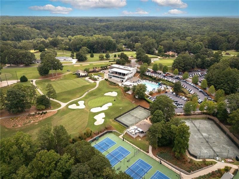 Community amenities in , Roswell (Image 58).