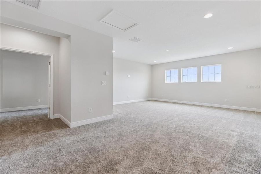 Spacious, unfurnished interior of a new home in Hawkstone, Lithia (Image 35).
