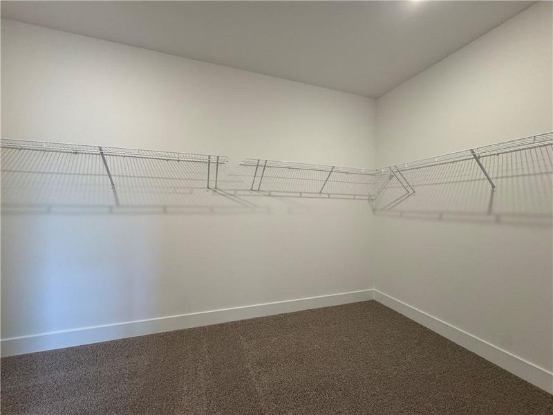 Spacious, unfurnished interior of a new home in Tuscany Hills, Douglasville (Image 27).