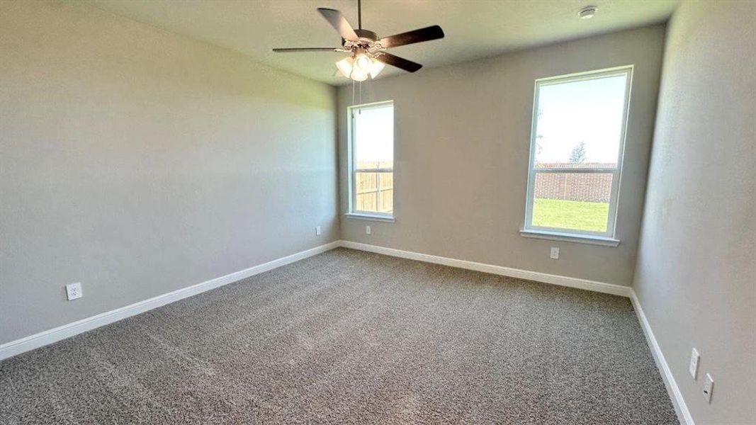 Spacious, unfurnished interior of a new home in Rock Creek Ranch, Fort Worth (Image 16). Spacious, unfurnished interior of a new home in Rock Creek Ranch, Fort Worth (Image 16).