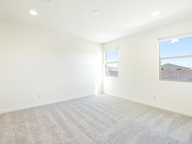 Spacious, unfurnished interior of a new home in The Preserve at Province II 55+/Active Adult, Maricopa (Image 11).