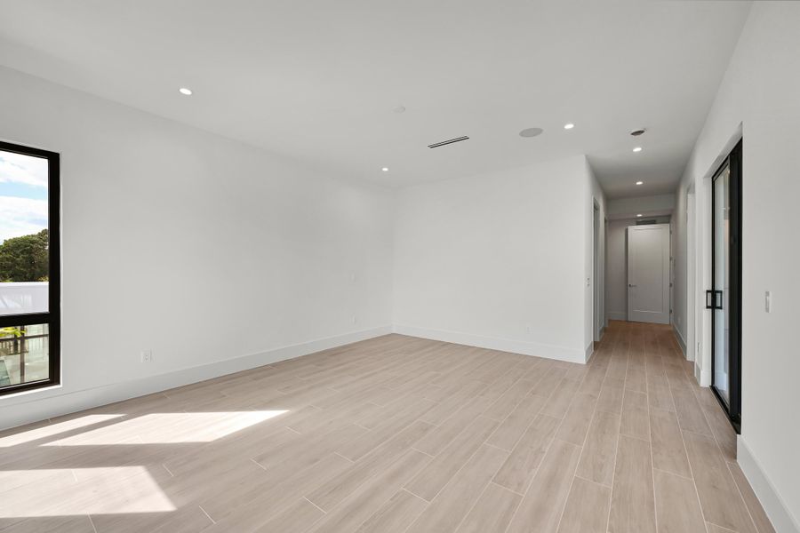 Primary bedroom virtuallystaged