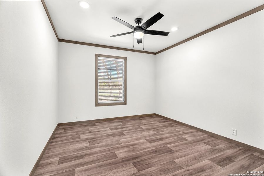 Spacious, unfurnished interior of a new home in , La Vernia (Image 20). Spacious, unfurnished interior of a new home in , La Vernia (Image 20).