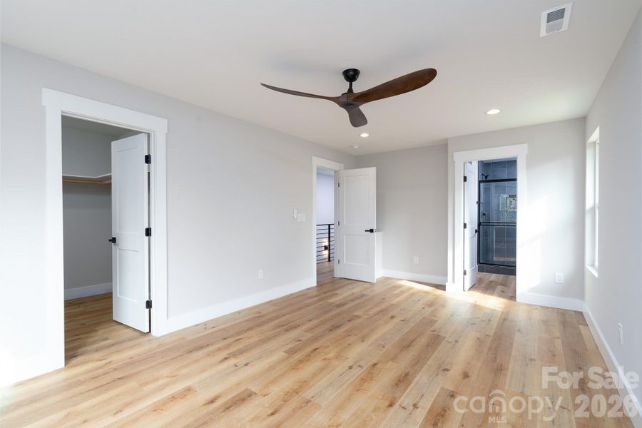 Spacious, unfurnished interior of a new home in , Kannapolis (Image 29).