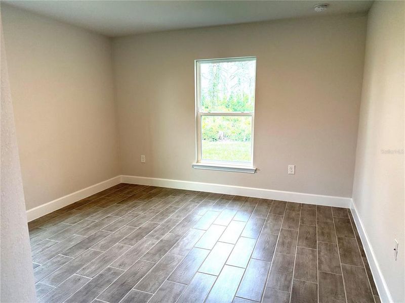 Spacious, unfurnished interior of a new home in Rotonda, Rotonda West (Image 12).