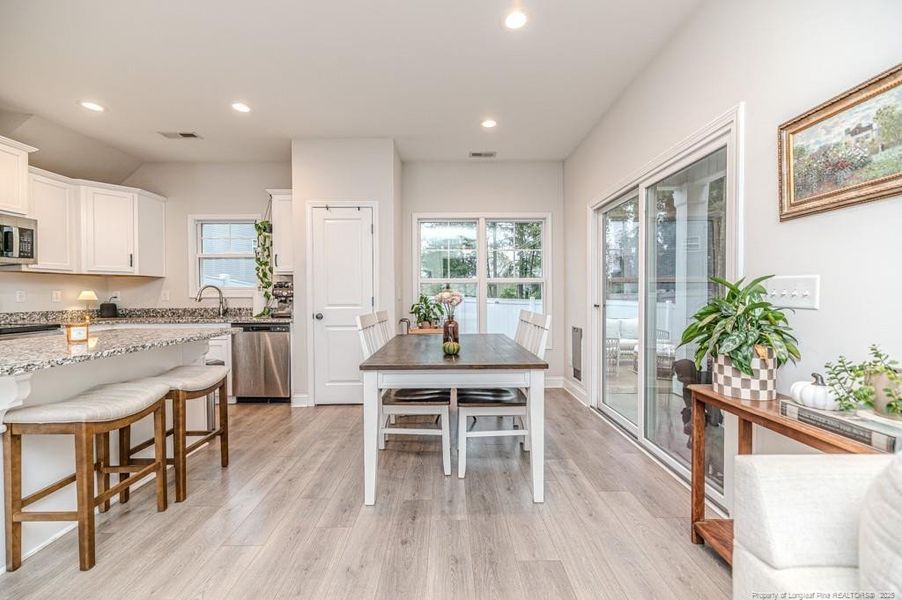 LR to DR View LR to DR View