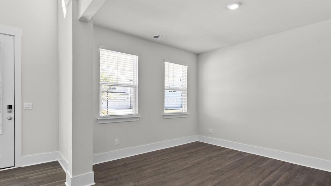 Spacious, unfurnished interior of a new home in Grayson Park, Leland (Image 16).
