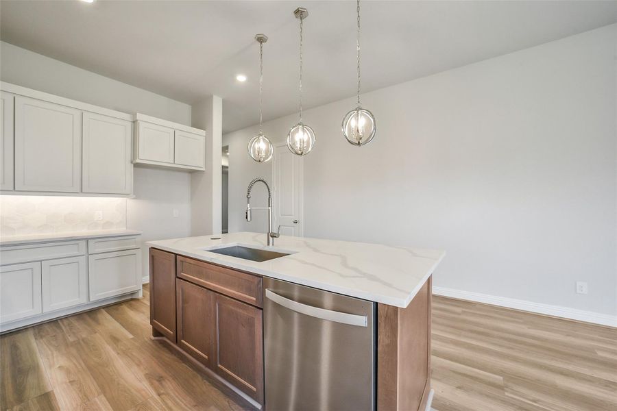 Furnished interior view inside a new home in Sienna 40', Missouri City (Image 14).