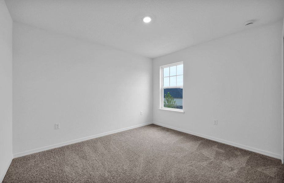 Spacious, unfurnished interior of a new home in Hyland Trail, Green Cove Springs (Image 22). Spacious, unfurnished interior of a new home in Hyland Trail, Green Cove Springs (Image 22).