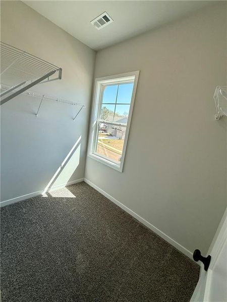 Spacious, unfurnished interior of a new home in Ponderosa Farms Estates, Gainesville (Image 27).