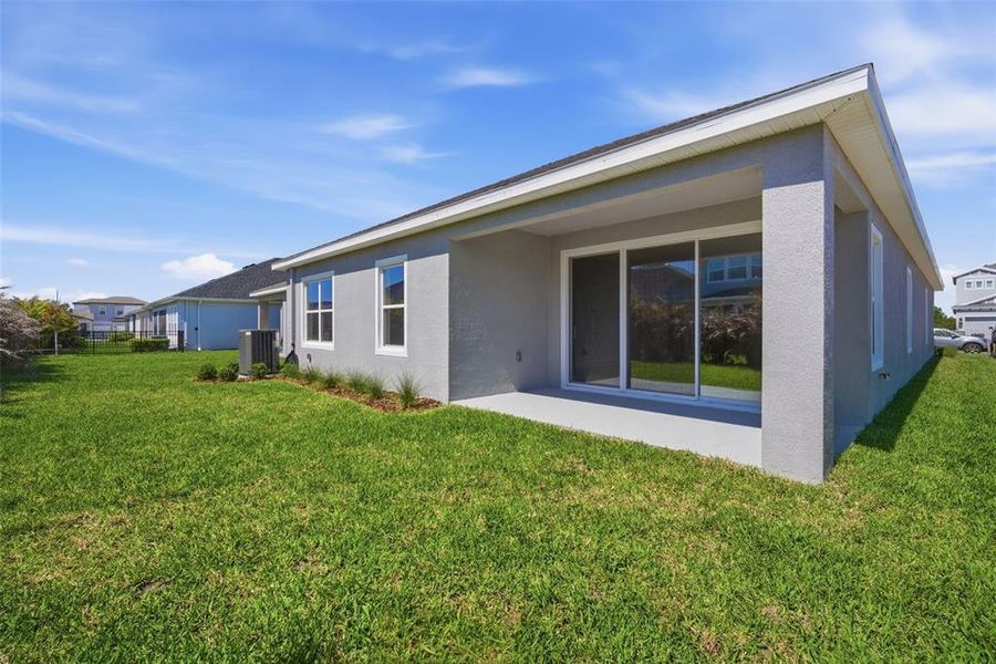 Exterior details and patio area of a home in Waterset, Apollo Beach (Image 24). Exterior details and patio area of a home in Waterset, Apollo Beach (Image 24).