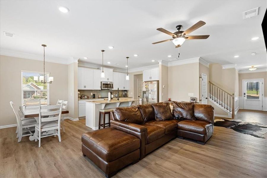 Furnished interior view inside a new home in , Calhoun (Image 9).