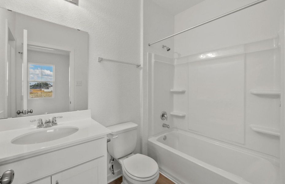 Furnished interior view inside a new home in Skyview, Belton (Image 7).