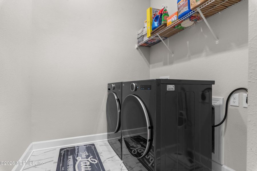 Close-up of interior finishes inside a home in , Jacksonville (Image 21).