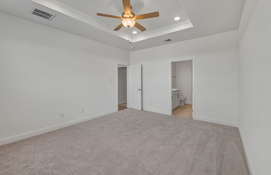 Spacious, unfurnished interior of a new home in Patterson Ranch, Georgetown (Image 16).