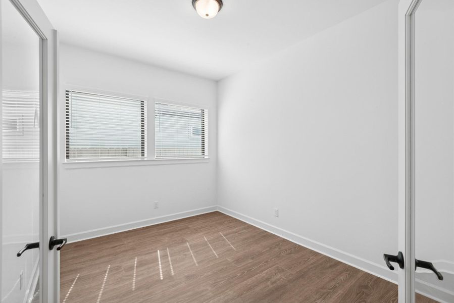 Spacious, unfurnished interior of a new home in Pomona 45' Homesites, Manvel (Image 32).